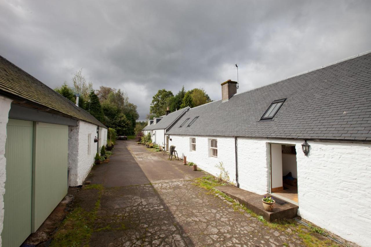 The Byre, Back Borland Holday Cottages Stirling Exteriör bild